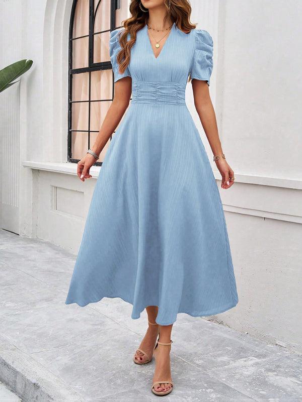Robe midi fluide col V manches cape