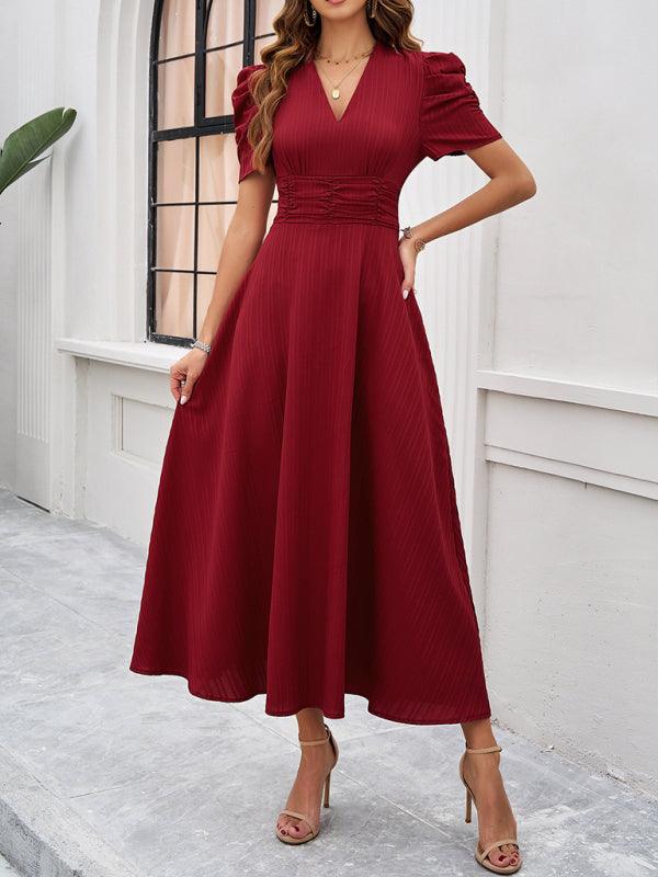 Robe midi fluide col V manches cape