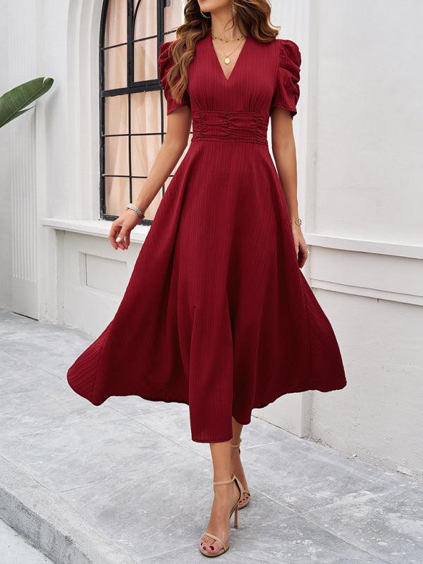 Robe midi fluide col V manches cape