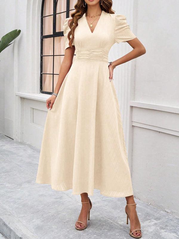 Robe midi fluide col V manches cape