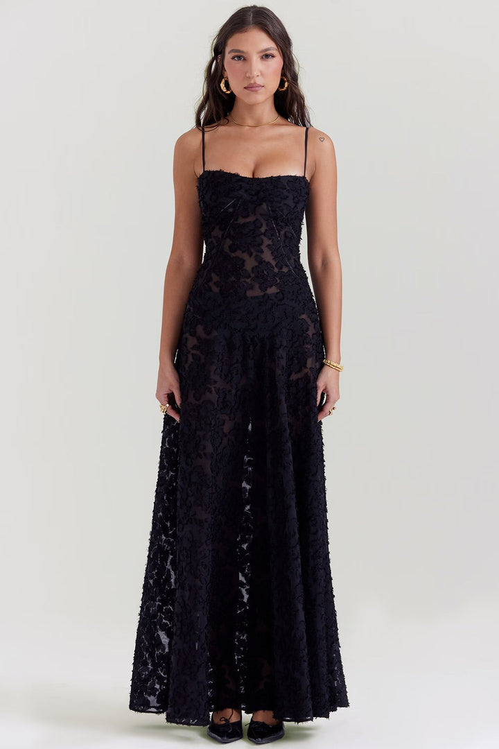 Robe longue en dentelle scintillante avec bretelles fines