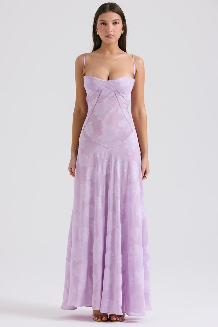 Robe longue en dentelle scintillante avec bretelles fines